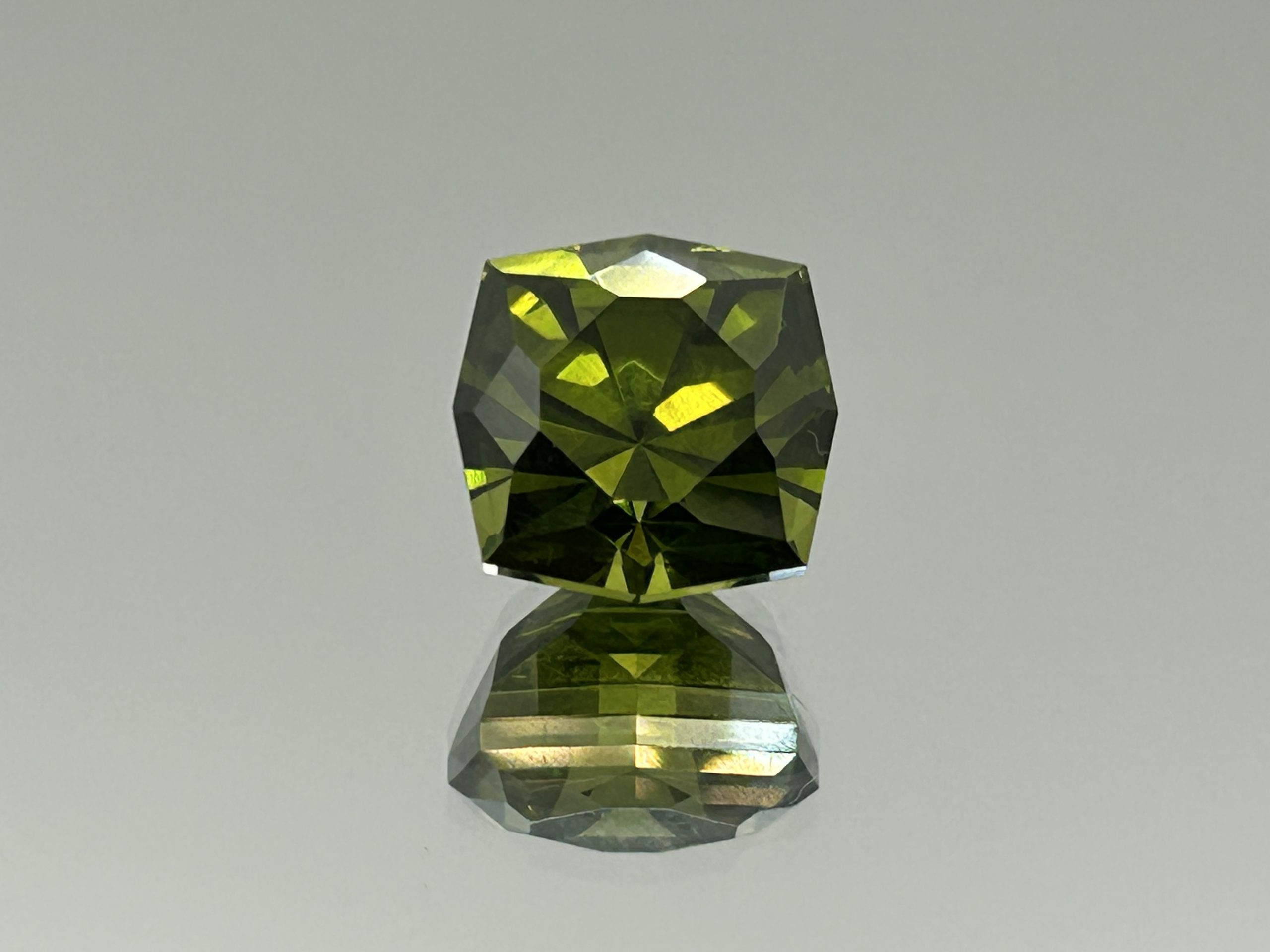Olive Cubic Zirconia