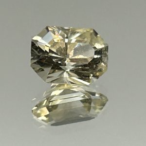 Heliodore Beryl – Emerald Glitter Cut