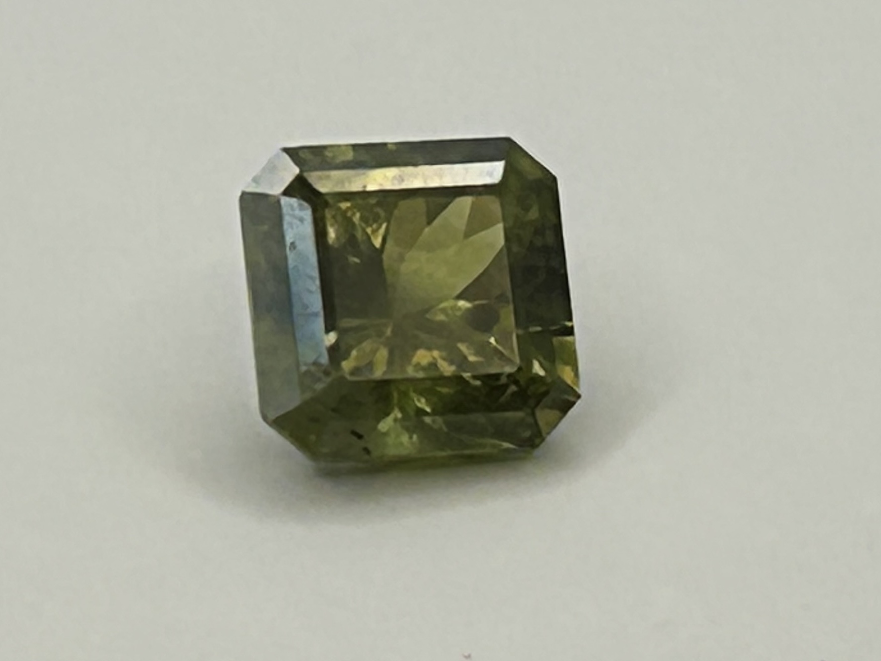 Green Sapphire – Squartuguese - Image 3